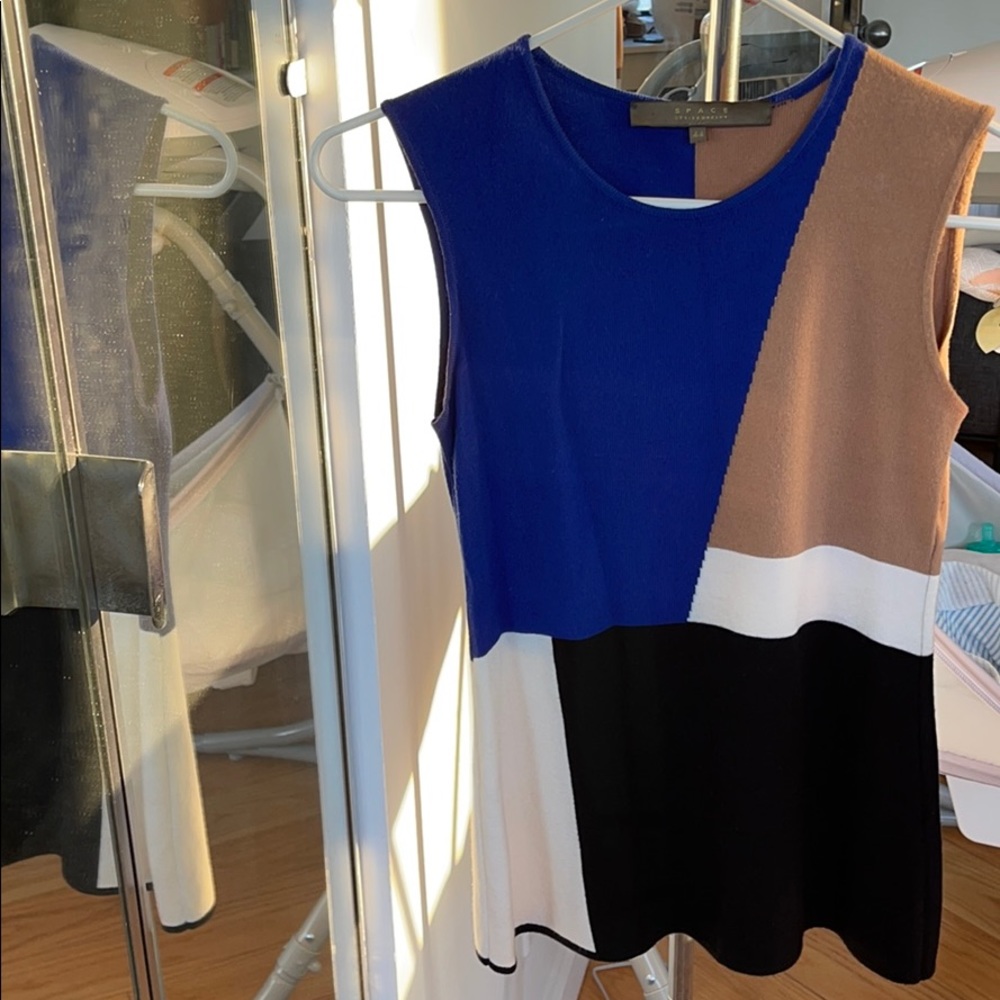 Space StyleConcept Top